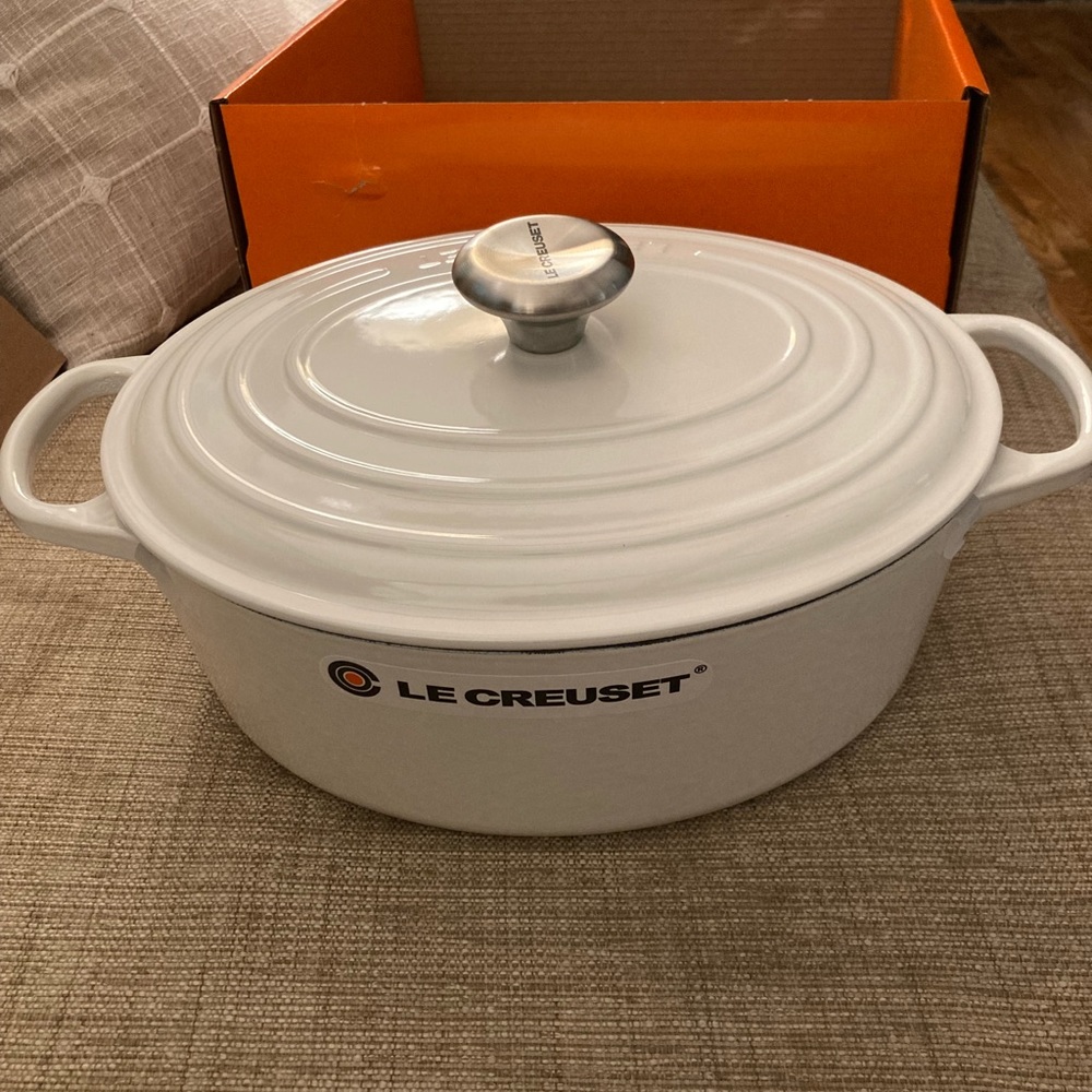 SOLD Le Creuset Dutch oven 5qt